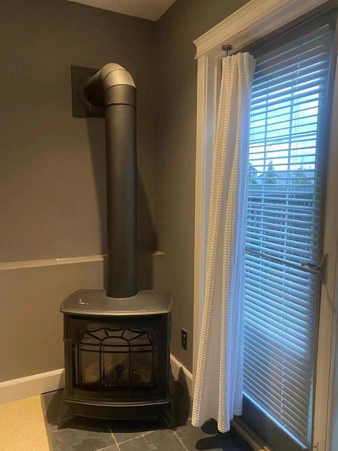 Lovely Home Calgary Ngoại thất bức ảnh